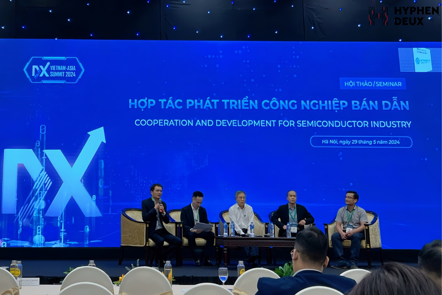 Panel discussion: Developing Vietnam’s Semiconductor Industry – Challenges and Opportunities for Cooperation.